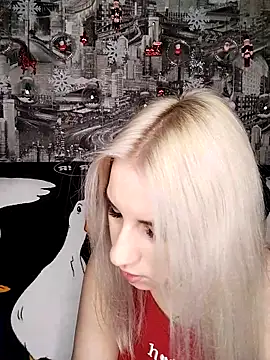 HoneyNelly online show from March 17, 2026, 10:02 pm