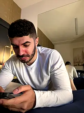 Snapshot of AxelThompson_ chatting on November 15, 2025, 12:09 pm AxelThompson online show from November 15, 2025, 12:09 pm