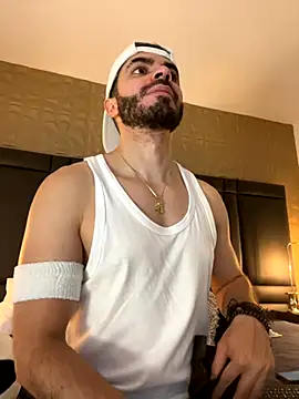 Snapshot of AxelThompson_ chatting on September 30, 2025, 11:27 am AxelThompson online show from September 30, 2025, 11:27 am