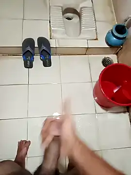 Snapshot of zim200 chatting on November 1, 2025, 11:53 pm zim200 online show from November 1, 2025, 11:53 pm