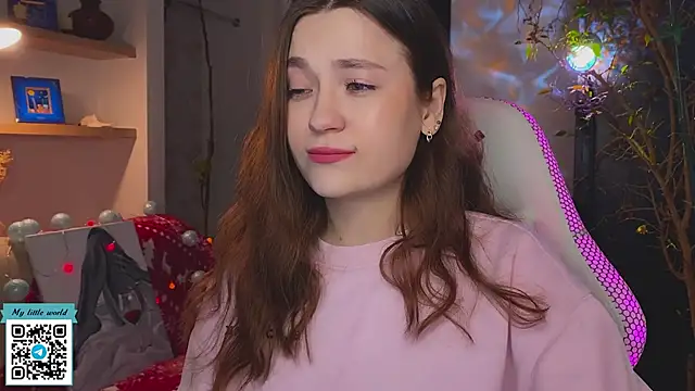 mia here online show from December 15, 2025, 12:00 pm