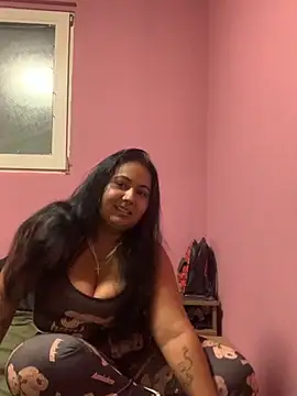 Melissa10 online show from November 9, 2025, 7:40 pm