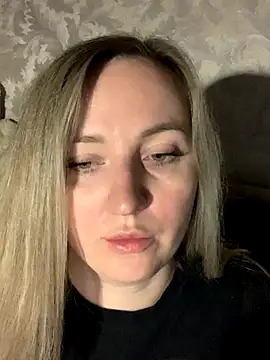 hotsteacher online show from October 5, 2025, 12:01 am