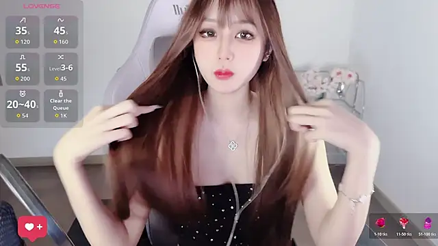 OwQoll online show from March 26, 2026, 6:55 am