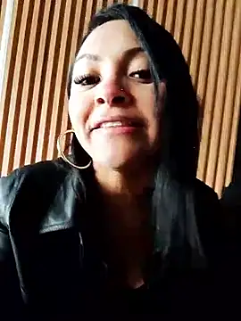 Snapshot of VeronicaBrun chatting on January 18, 2026, 9:18 pm VeronicaBrun online show from January 18, 2026, 9:18 pm