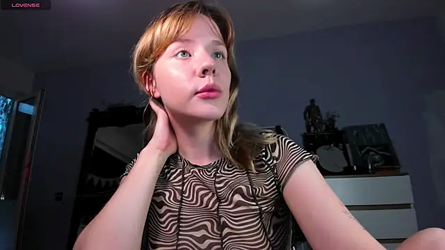 Snapshot of _CuteAsFuck_ chatting on August 1, 2026, 4:27 pm CuteAsFuck online show from August 1, 2026, 4:27 pm
