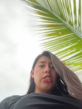 Snapshot of sara_calderon chatting on June 6, 2026, 11:26 am sara calderon online show from June 6, 2026, 11:26 am