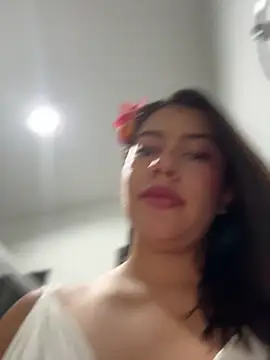 Snapshot of sara_calderon chatting on June 7, 2026, 11:26 am sara calderon online show from June 7, 2026, 11:26 am