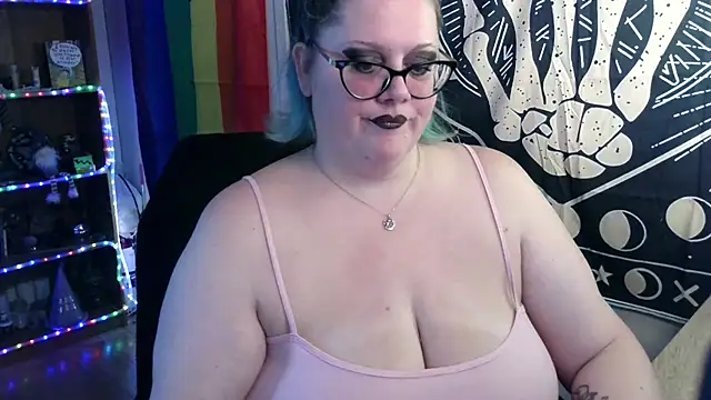 Kinky Witch online show from December 22, 2025, 6:08 pm