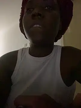 Alexia 24 online show from April 4, 2026, 10:11 am