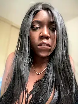 Snapshot of Alexia_24 chatting on October 25, 2025, 7:03 pm Alexia 24 online show from October 25, 2025, 7:03 pm