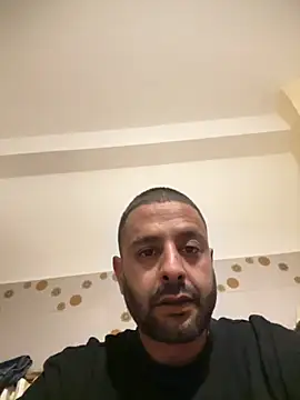 anaahmed30 online show from September 12, 2025, 8:19 pm