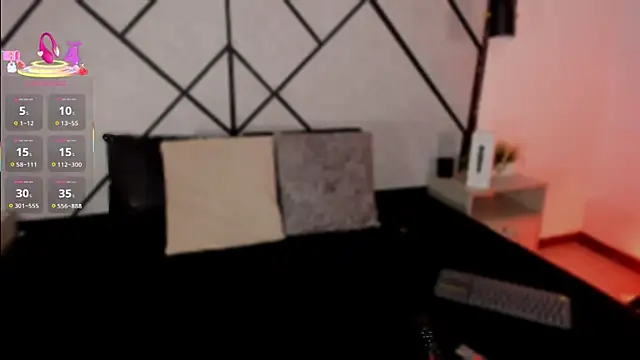 Snapshot of revenmiller_ chatting on November 25, 2025, 7:58 pm revenmiller online show from November 25, 2025, 7:58 pm