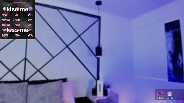 Snapshot of revenmiller_ chatting on November 28, 2025, 7:47 pm revenmiller online show from November 28, 2025, 7:47 pm