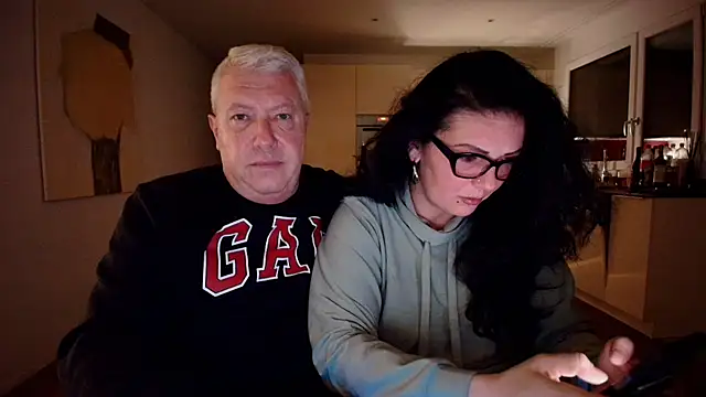 Snapshot of Kinky_Couple69 chatting on January 9, 2026, 7:32 pm Kinky Couple69 online show from January 9, 2026, 7:32 pm