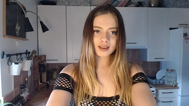 BuffyxLUST online show from April 8, 2026, 2:18 pm