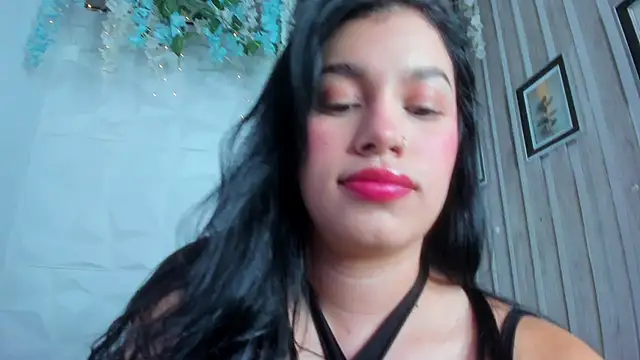 Snapshot of zarahcoxx chatting on September 12, 2025, 2:23 am zarahcoxx online show from September 12, 2025, 2:23 am