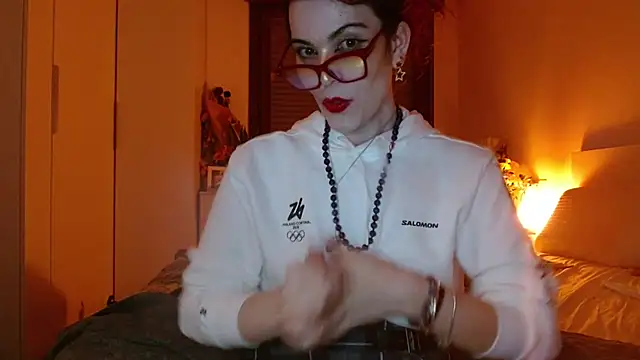 refem9 online show from December 19, 2025, 8:22 pm