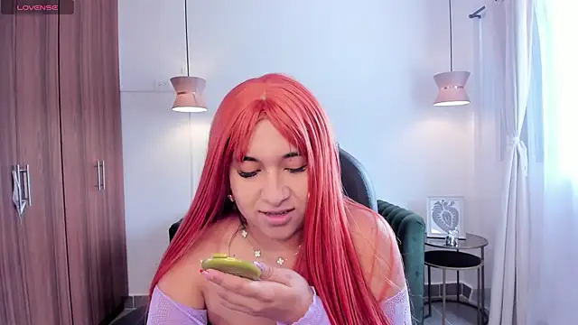 DANDARA THOM online show from September 25, 2025, 7:09 pm