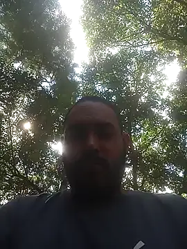 jfgustavo001 online show from March 24, 2026, 3:34 pm
