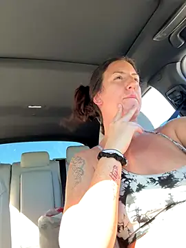 Snapshot of sweetsirenn chatting on October 31, 2025, 2:57 pm sweetsirenn online show from October 31, 2025, 2:57 pm