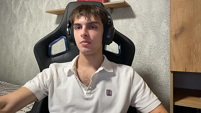 elliot scott online show from October 7, 2025, 2:23 am