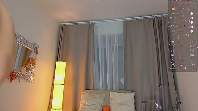 Lex Smith online show from October 26, 2025, 1:33 pm