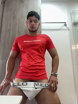 Snapshot of DaviesBrown chatting on September 14, 2025, 4:07 pm DaviesBrown online show from September 14, 2025, 4:07 pm