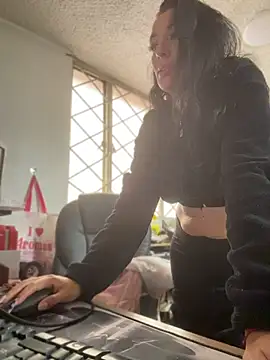 SALOME KORLAND online show from April 11, 2026, 1:37 pm