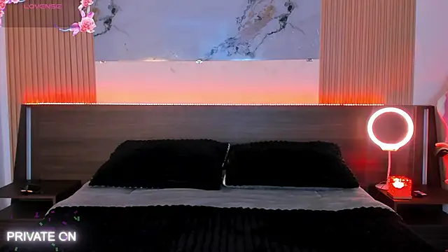 samanthaa moon online show from February 17, 2026, 1:25 am