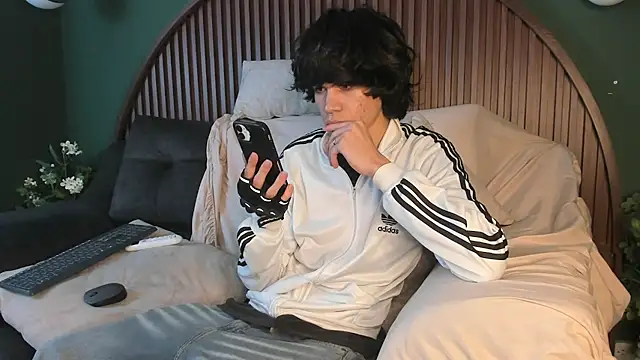 Diamond twink online show from July 17, 2026, 6:54 am