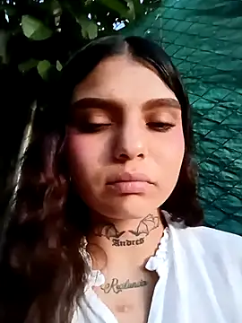 Snapshot of Alis_1327 chatting on September 13, 2025, 11:16 pm Alis 1327 online show from September 13, 2025, 11:16 pm