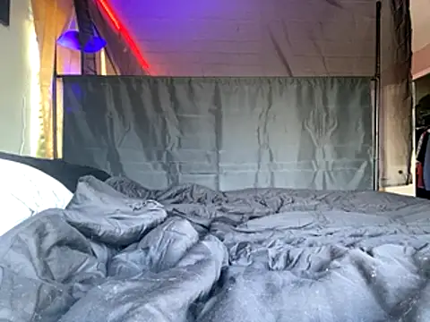 Snapshot of lilthicky352 chatting on November 5, 2025, 8:45 pm lilthicky352 online show from November 5, 2025, 8:45 pm