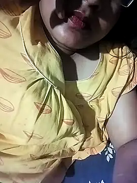 ranisingh1234 online show from September 13, 2025, 3:45 pm