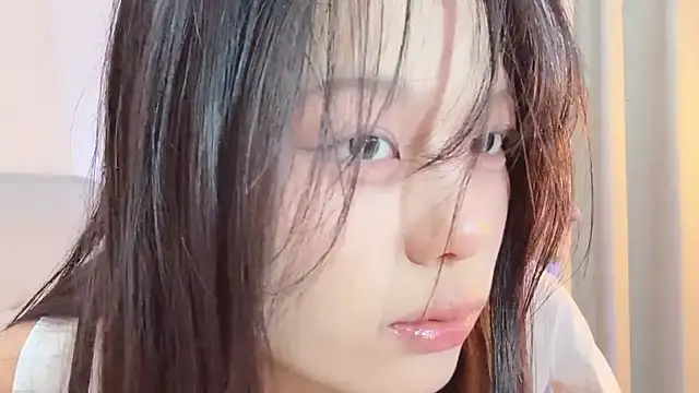 Snapshot of 19cmfuck18girl chatting on November 6, 2025, 3:05 pm 19cmfuck18girl online show from November 6, 2025, 3:05 pm