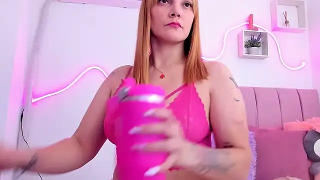Alaya luna online show from October 7, 2025, 2:07 pm