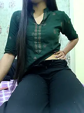 Snapshot of sneha_88 chatting on November 18, 2025, 6:28 am sneha 88 online show from November 18, 2025, 6:28 am