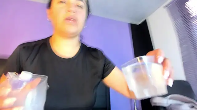 GreciaFox1 online show from July 9, 2026, 2:27 pm
