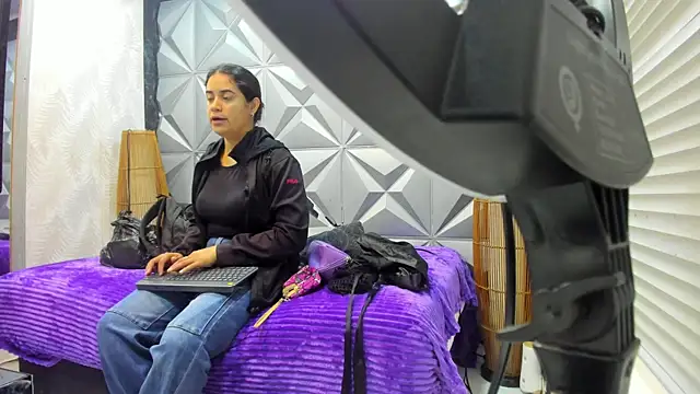 Snapshot of GreciaFox1 chatting on October 12, 2025, 11:44 am GreciaFox1 online show from October 12, 2025, 11:44 am