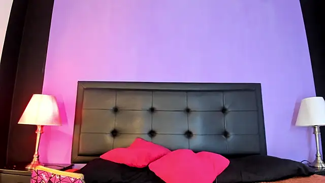 GreciaFox1 online show from July 13, 2026, 3:00 pm