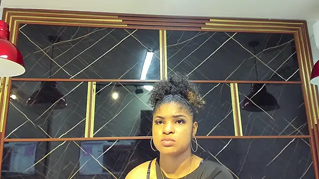 Snapshot of HannyThompson chatting on October 29, 2025, 12:26 pm HannyThompson online show from October 29, 2025, 12:26 pm