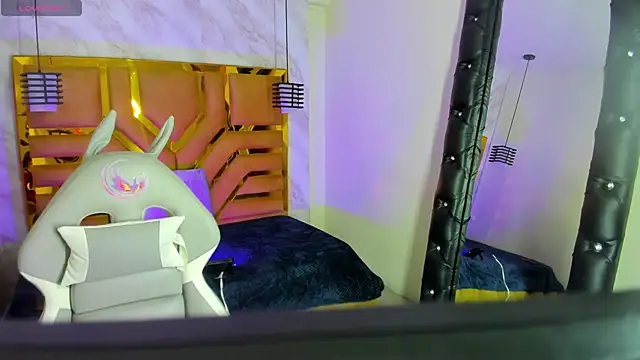 Luciifeer  online show from March 27, 2026, 6:42 pm