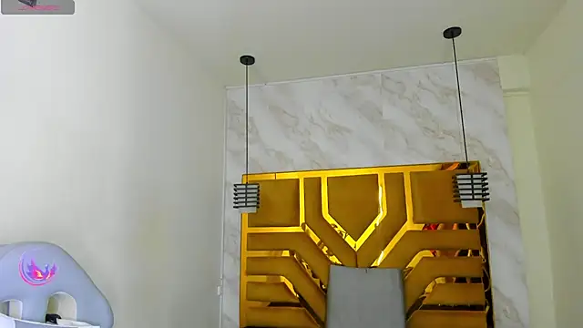 Snapshot of Luciifeer_ chatting on November 8, 2025, 6:44 pm Luciifeer online show from November 8, 2025, 6:44 pm