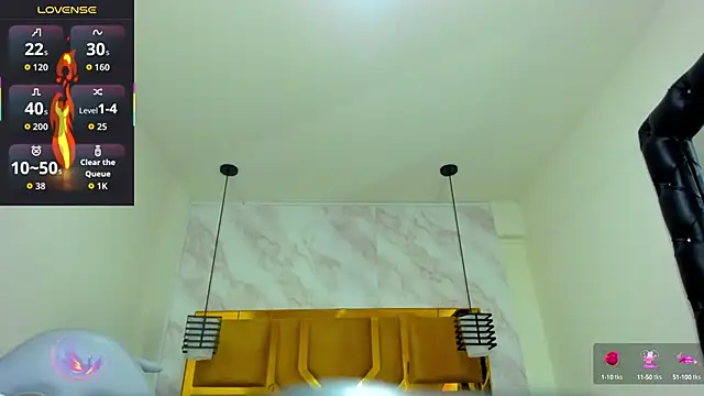 Snapshot of Luciifeer_ chatting on October 16, 2025, 6:49 pm Luciifeer online show from October 16, 2025, 6:49 pm