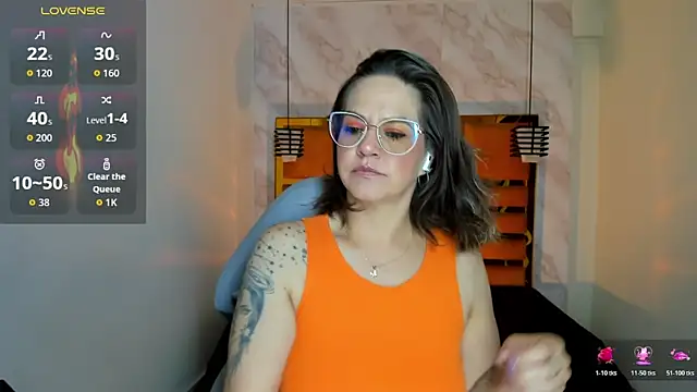 Snapshot of Luciifeer_ chatting on June 1, 2026, 6:51 pm Luciifeer online show from June 1, 2026, 6:51 pm