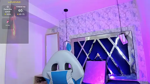 Luciifeer  online show from April 15, 2026, 7:58 pm