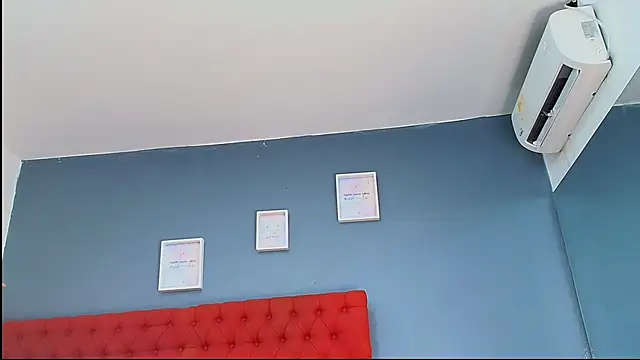 Snapshot of zuri_villegas chatting on October 10, 2025, 7:25 pm zuri villegas online show from October 10, 2025, 7:25 pm