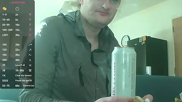 avamaxwell online show from March 28, 2026, 3:24 pm