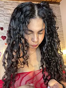 Snapshot of Yassy_vazquez chatting on February 13, 2026, 7:36 pm Yassy vazquez online show from February 13, 2026, 7:36 pm