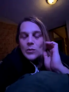 Snapshot of JuneAmbrosi chatting on October 19, 2025, 2:58 am JuneAmbrosi online show from October 19, 2025, 2:58 am